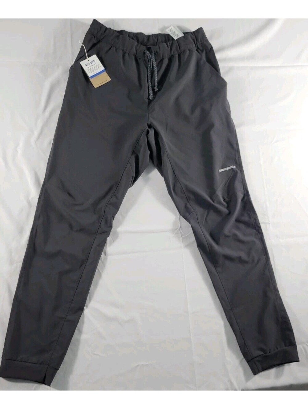 Patagonia Men's Terrebonne Slim Fit Jogger Pants in Black Size Small NWT Running